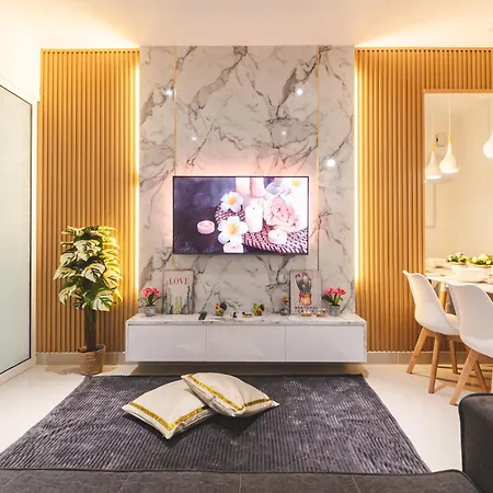 Beautiful Seaview Suites At The Shore Kota Kinabalu Luaran gambar